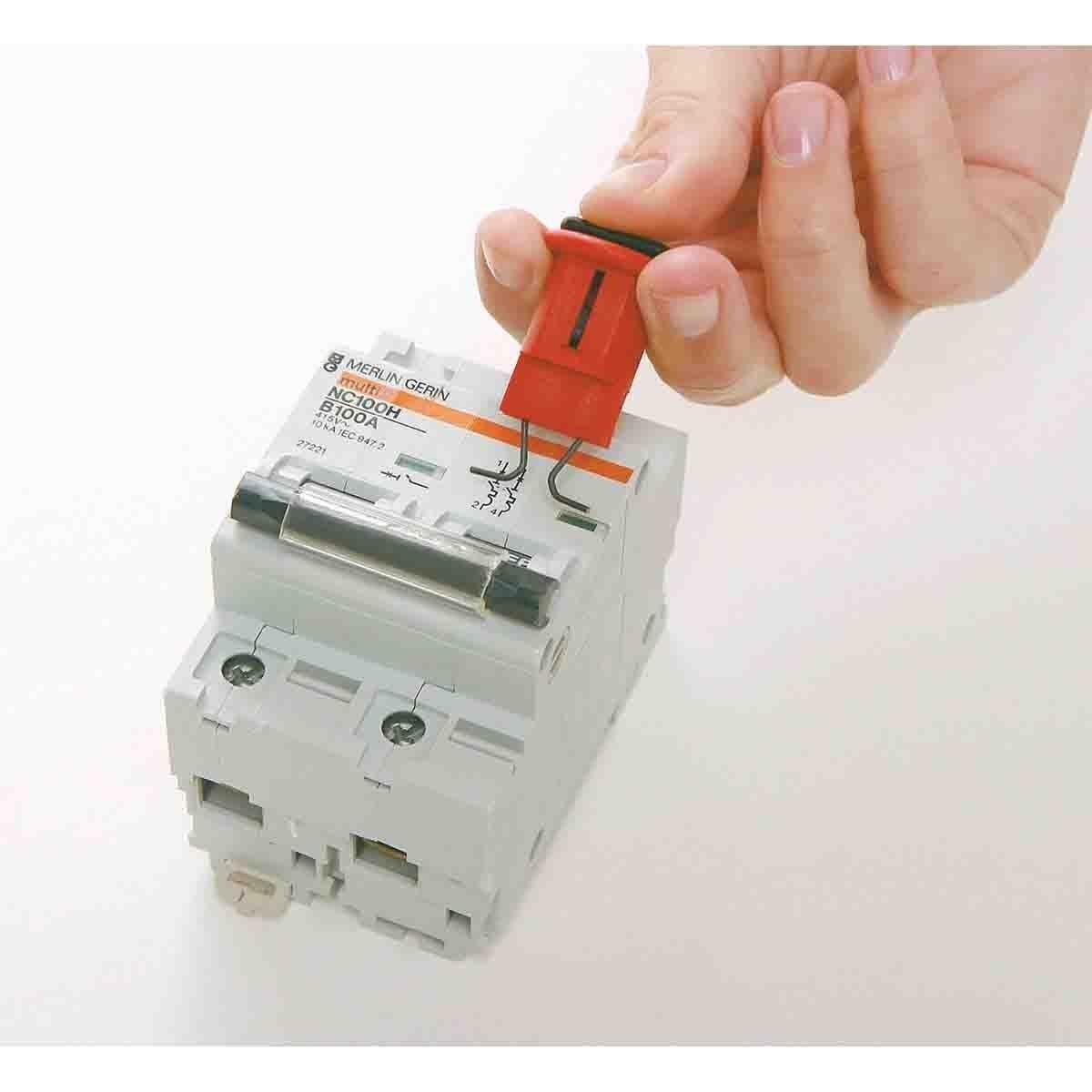 Brady Mini Circuit Breaker Pin - Out (Bred) - Sikkerhedsgiganten