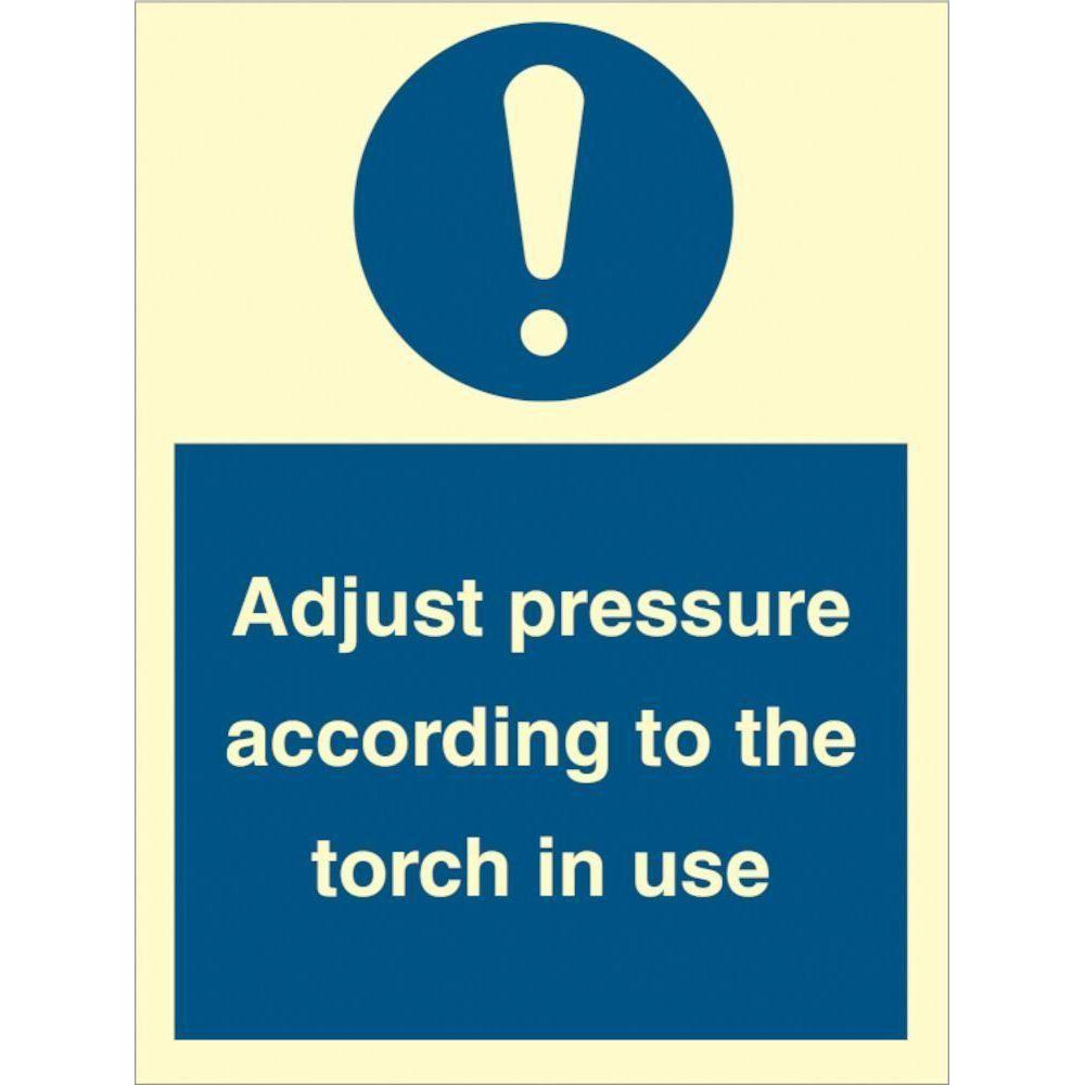 Sign IMO Adjust pressure according to the torch in use 106074 - Sikkerhedsgiganten