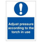 Sign IMO Adjust pressure according to the torch in use 106074 - Sikkerhedsgiganten