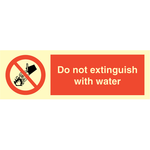 Sign IMO Do not extinguish with water 102085 - Sikkerhedsgiganten